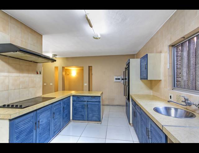 3 BEDROOM DUPLEX FOR SALE IN BRAMLEY NORTH